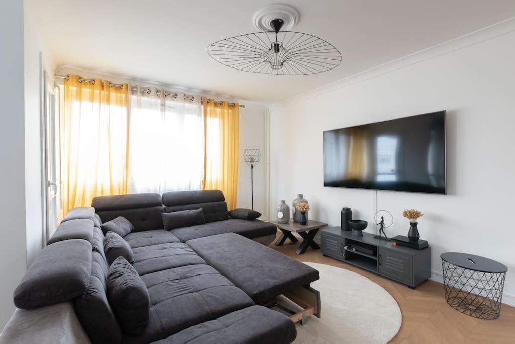 Cabana & Le Grand Appartement Lumineux Macon Exterior photo