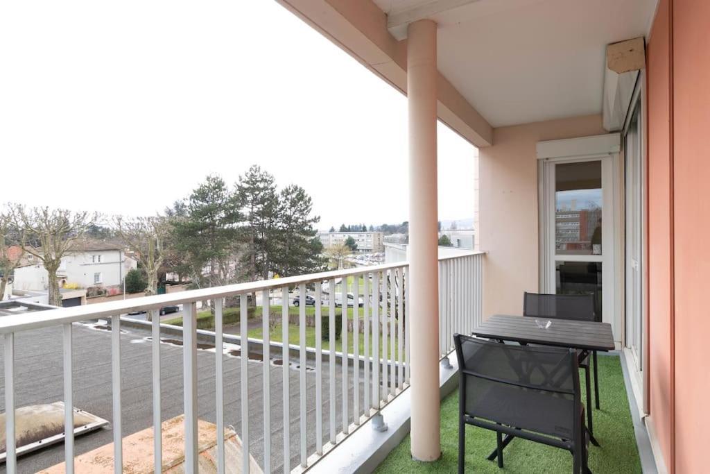Cabana & Le Grand Appartement Lumineux Macon Exterior photo
